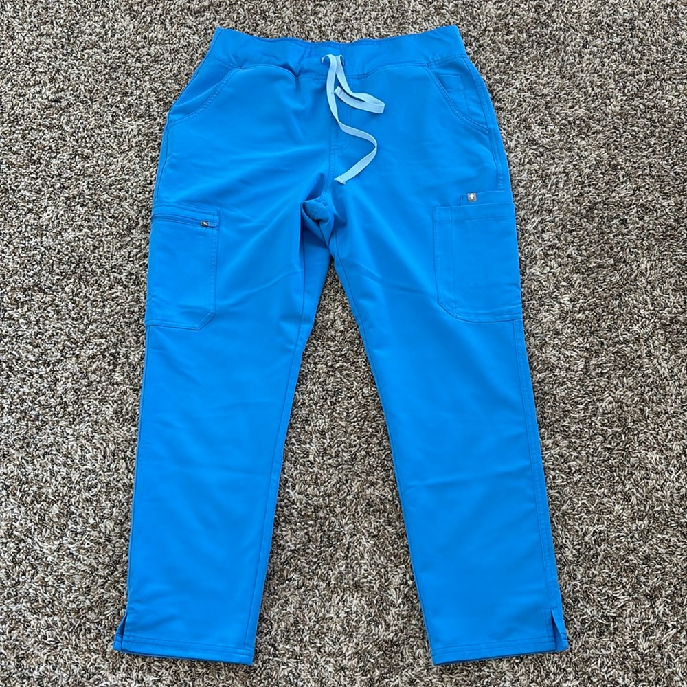 Figs high waisted yola scrub pants capri blue (not ceil blue!)